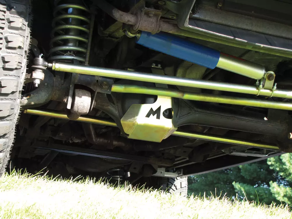 thumbnail interactive-video image 1 of Terrafirma Discovery 3 & 4 Headlight Anti-Theft Security Brackets (TF756) - Protect Your Land Rover! 1 of 3