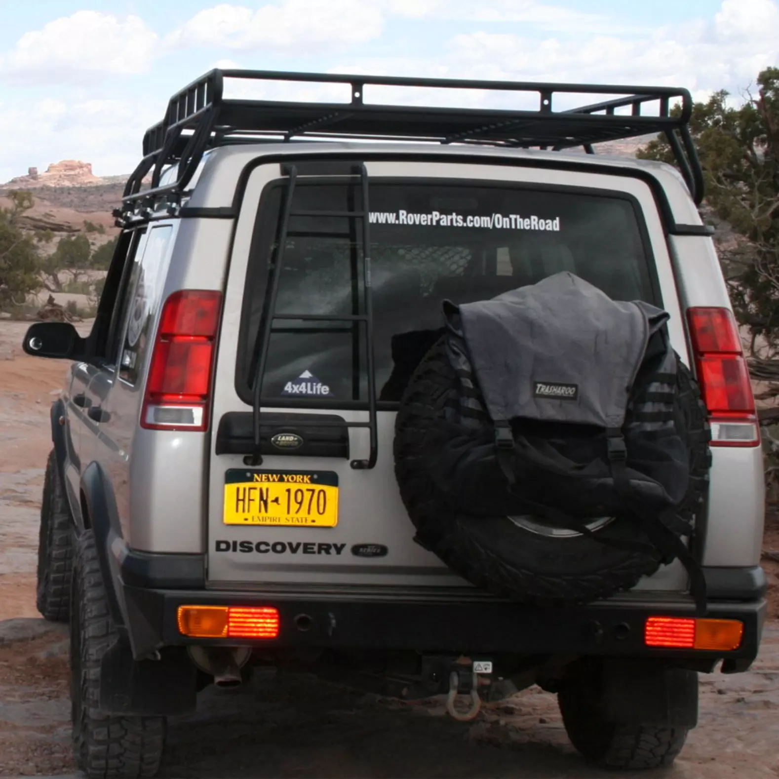 Land Rover HeavyDuty Rear Steel Bumper for Discovery 2 (19992004) eBay